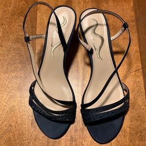 Blue Nina heels size 8.5.